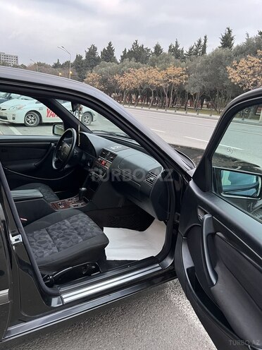 Mercedes C 200 1998, 249,050 km - 2.0 l - Bakı