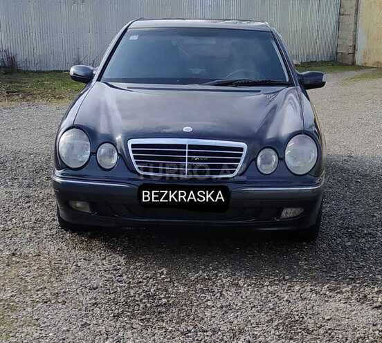 Mercedes E 220 2001, 400,000 km - 2.2 l - Füzuli