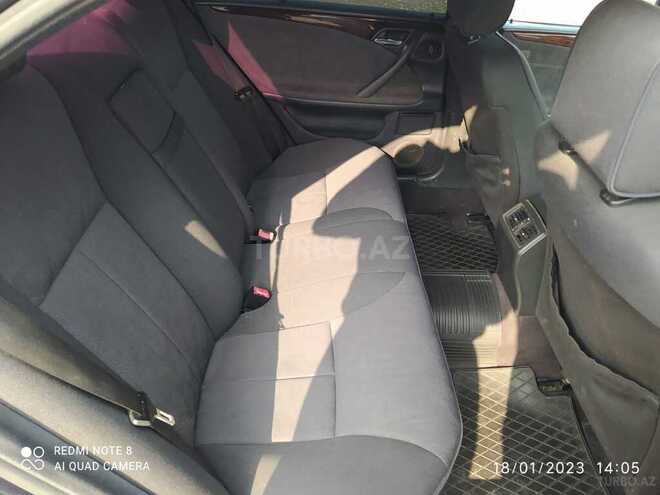 Mercedes E 220 2001, 400,000 km - 2.2 l - Füzuli