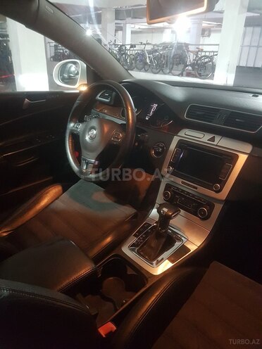 Volkswagen Passat 2010, 169,000 km - 1.8 л - Bakı