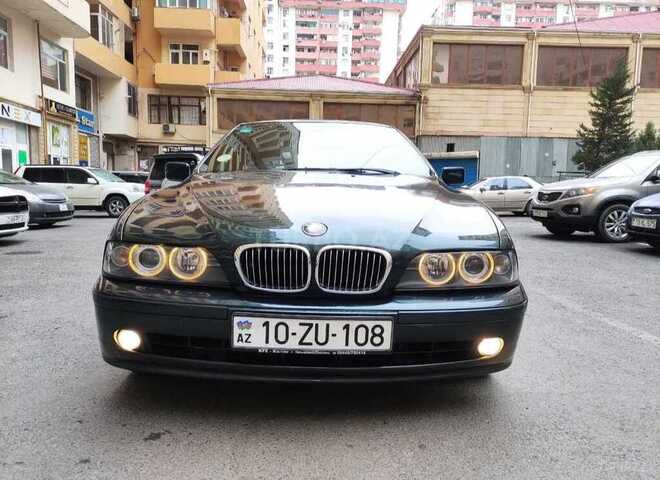 BMW 525 2001, 285,000 km - 2.5 l - Bakı