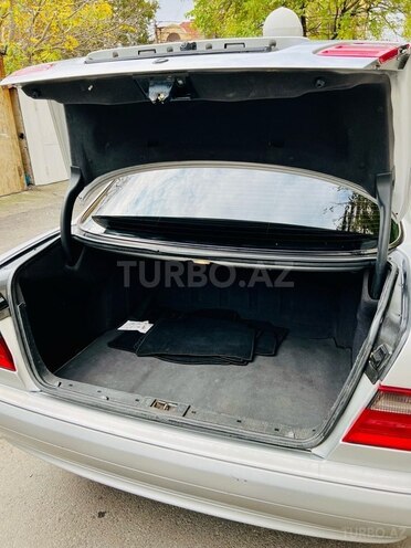 Mercedes E 240 2000, 304,000 km - 2.4 l - Bakı