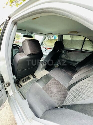 Mercedes E 240 2000, 304,000 km - 2.4 l - Bakı