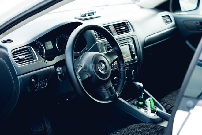 Volkswagen Jetta 2012, 280,000 km - 2.0 l - Bakı