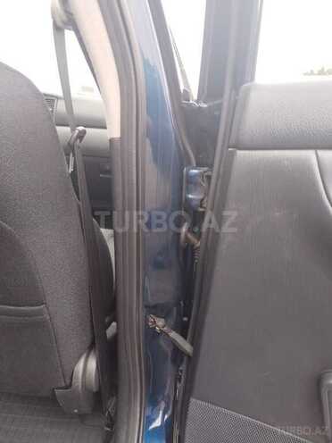 Toyota Corolla 2006, 182,000 km - 1.4 л - Bakı