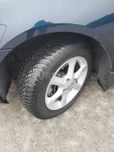 Toyota Corolla 2006, 182,000 km - 1.4 л - Bakı