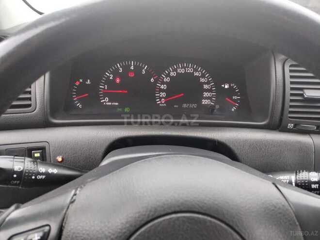 Toyota Corolla 2006, 182,000 km - 1.4 л - Bakı
