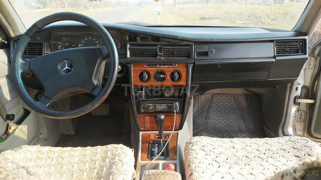 Mercedes 190 1991, 256,000 km - 2.0 l - Bərdə