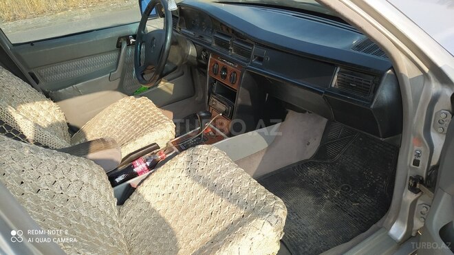 Mercedes 190 1991, 256,000 km - 2.0 l - Bərdə