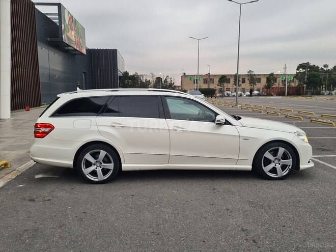 Mercedes E 250 2012, 171,900 km - 2.2 l - Bakı