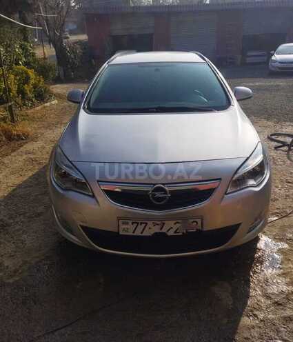 Opel Astra 2011, 200,000 km - 1.4 l - Ağstafa