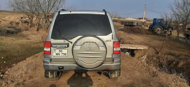 Mitsubishi Pajero io 1999, 340,000 km - 1.8 л - Beyləqan
