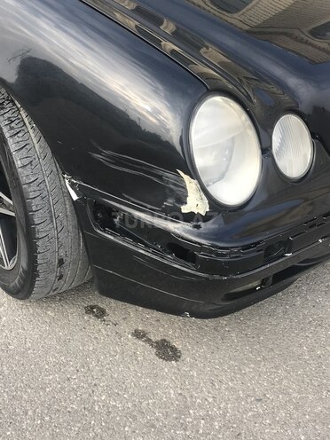Mercedes E 270 2000, 365,000 km - 2.7 l - Bakı