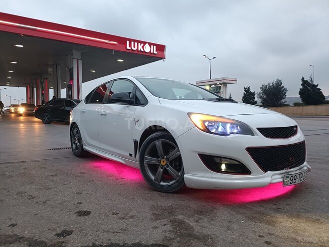 Opel Astra 2012, 180,000 km - 1.4 l - Bakı