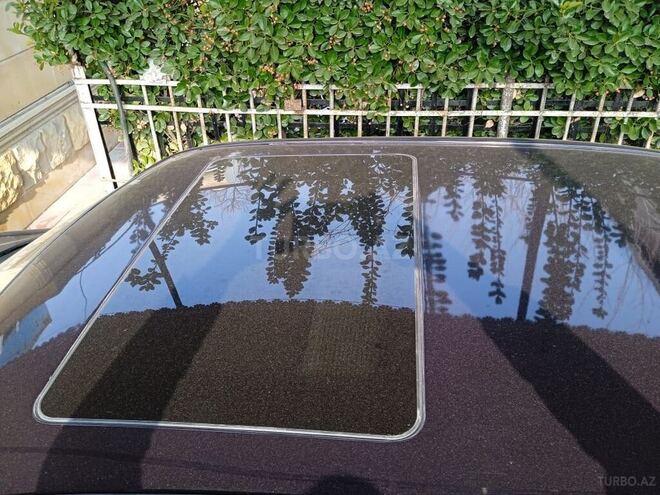 Mercedes E 220 2001, 460,000 km - 2.2 l - Ucar