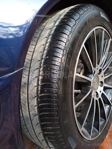 Mercedes E 220 2001, 460,000 km - 2.2 l - Ucar