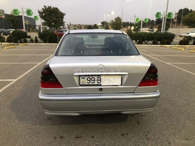 Mercedes C 220 2000, 280,000 km - 2.2 l - Bakı