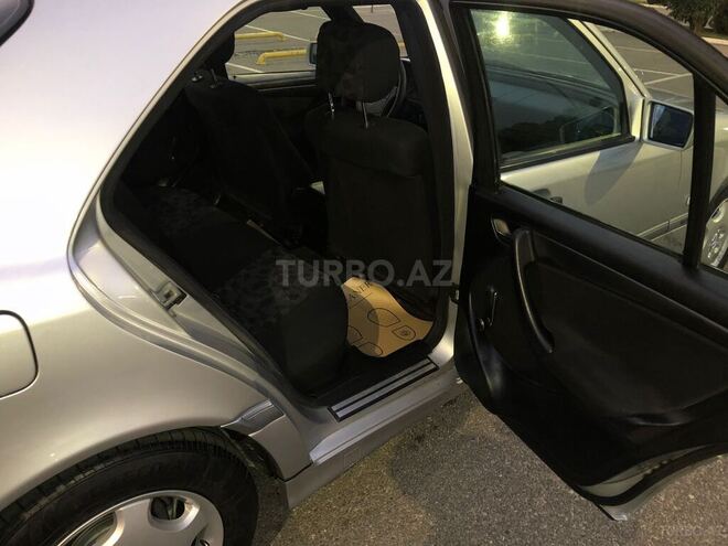 Mercedes C 220 2000, 280,000 km - 2.2 l - Bakı