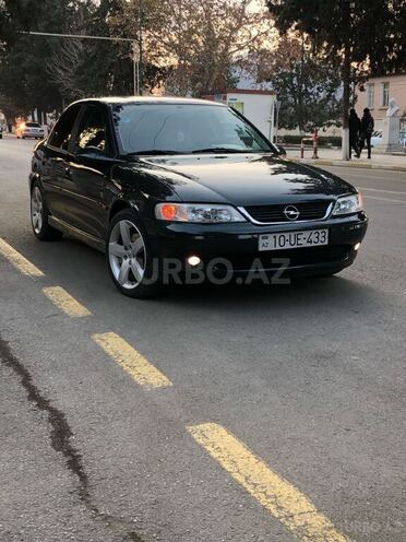 Opel Vectra 1999, 285,364 km - 2.0 л - Ağstafa