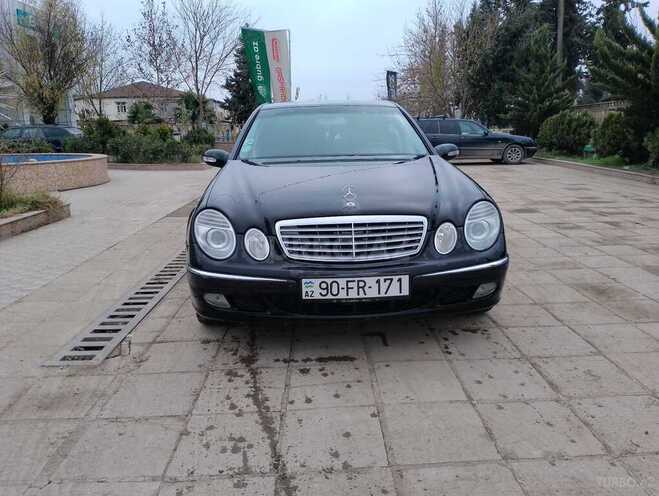 Mercedes E 240 2003, 298,800 km - 2.4 л - Salyan