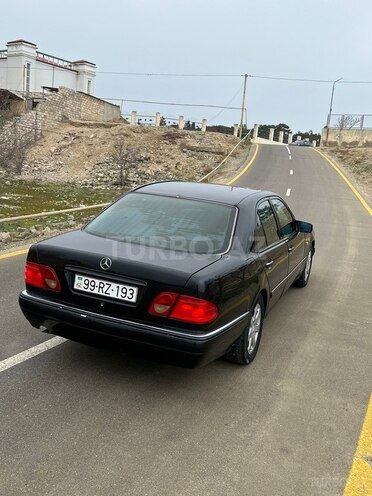 Mercedes E 200 1998, 299,999 km - 2.0 l - Bakı
