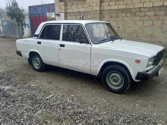 LADA (VAZ) 2107 2010, 15,000 km - 1.6 л - Ucar