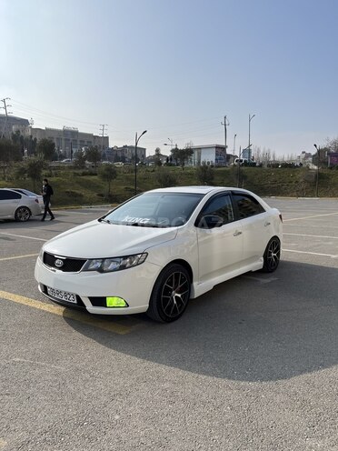 Kia Cerato 2011, 242,000 km - 2.0 л - Bakı