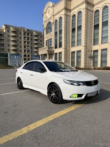 Kia Cerato 2011, 242,000 km - 2.0 л - Bakı