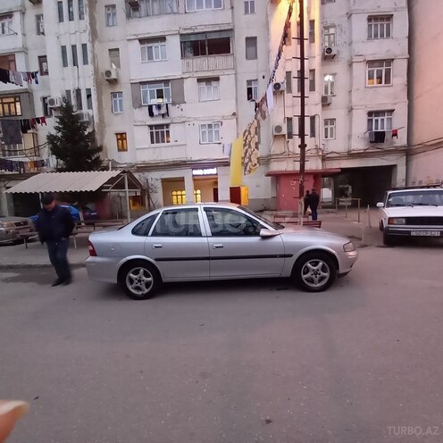 Opel Vectra 1997, 320,000 km - 2.0 l - Sumqayıt