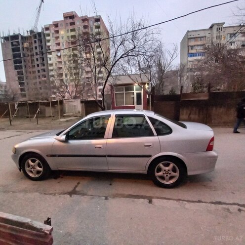 Opel Vectra 1997, 320,000 km - 2.0 l - Sumqayıt