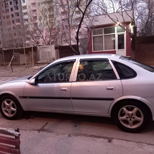 Opel Vectra 1997, 320,000 km - 2.0 l - Sumqayıt