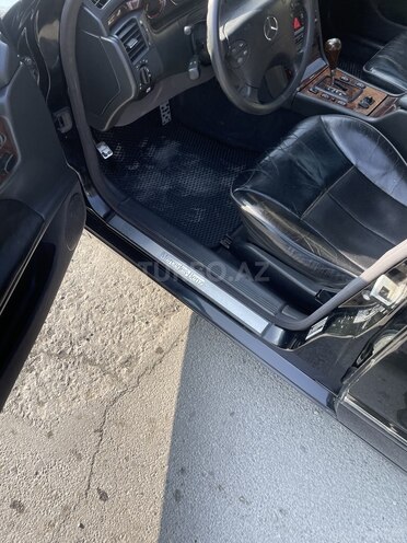 Mercedes E 320 2000, 190,000 km - 3.2 л - Bakı
