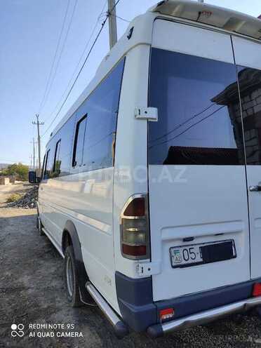 Mercedes Sprinter 412 2001, 382,156 km - 2.2 l - Qazax