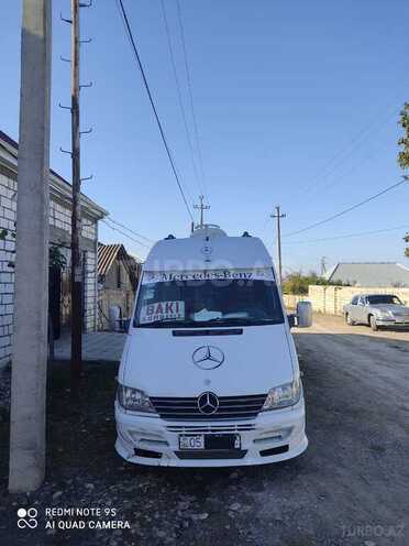 Mercedes Sprinter 412 2001, 382,156 km - 2.2 l - Qazax