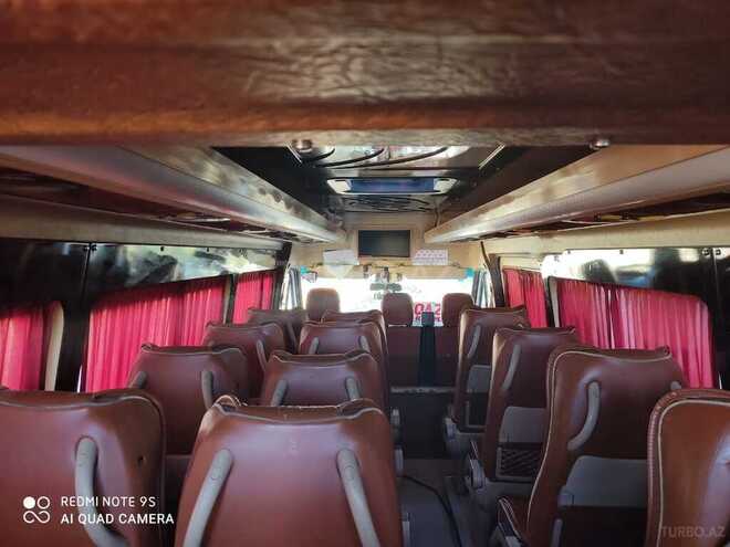 Mercedes Sprinter 412 2001, 382,156 km - 2.2 l - Qazax