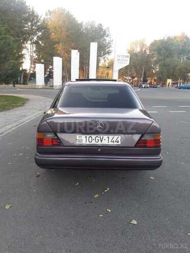 Mercedes E 200 1991, 644,576 km - 2.0 l - İsmayıllı