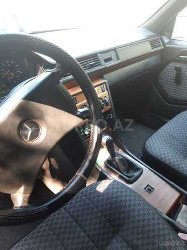 Mercedes E 200 1991, 644,576 km - 2.0 l - İsmayıllı