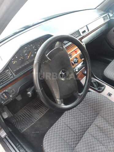 Mercedes E 200 1991, 644,576 km - 2.0 l - İsmayıllı