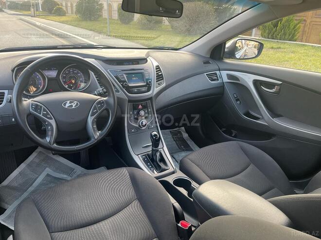Hyundai Elantra 2015, 99,333 km - 1.8 l - Bakı