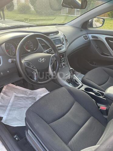 Hyundai Elantra 2015, 99,333 km - 1.8 l - Bakı