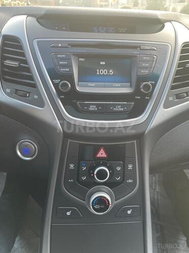 Hyundai Elantra 2015, 99,333 km - 1.8 l - Bakı