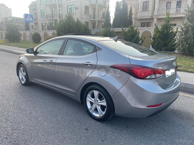 Hyundai Elantra 2015, 99,333 km - 1.8 l - Bakı