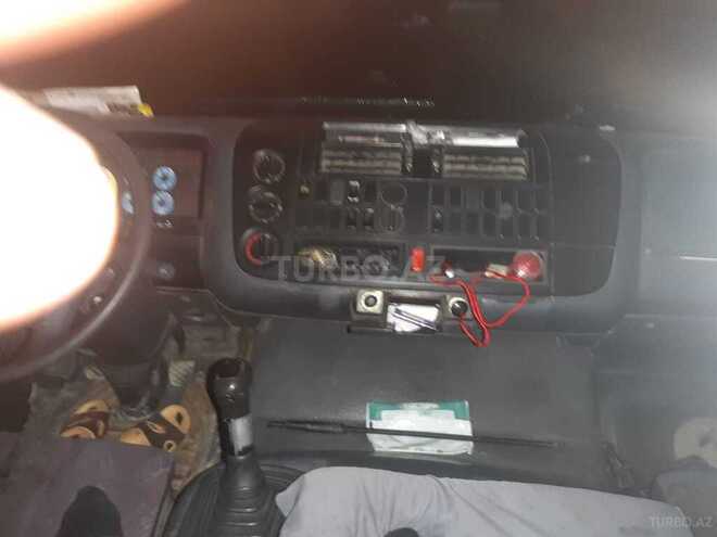 Mercedes Atego 2528 2000, 239,263 km - 6.4 л - Bakı