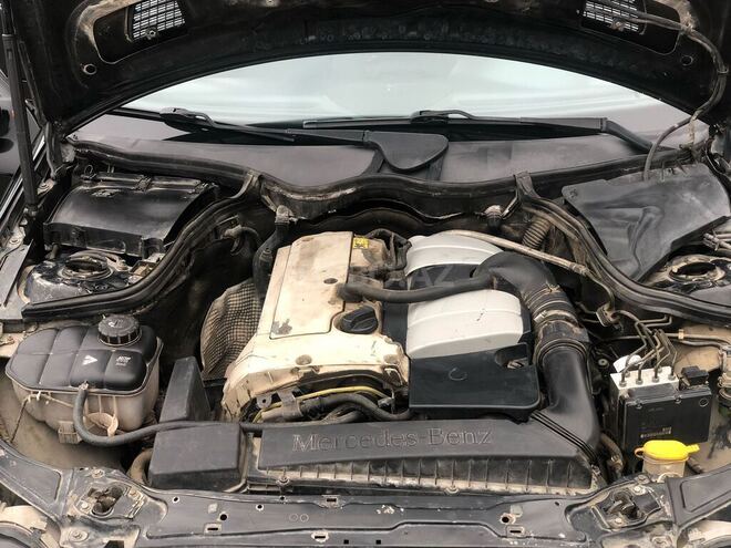Mercedes C 200 2001, 333,000 km - 2.0 l - Gəncə
