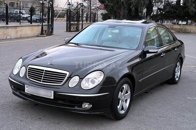 Mercedes E 270 2003, 295,000 km - 2.7 л - Bakı