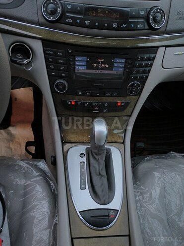 Mercedes E 270 2003, 295,000 km - 2.7 л - Bakı