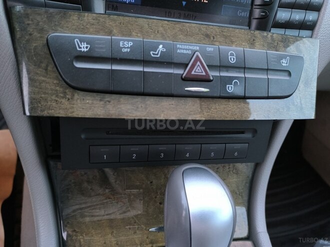 Mercedes E 270 2003, 295,000 km - 2.7 л - Bakı
