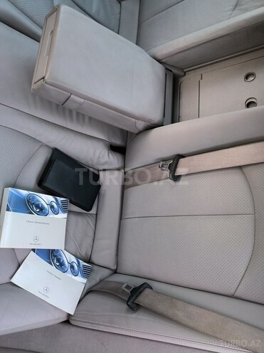 Mercedes E 270 2003, 295,000 km - 2.7 л - Bakı