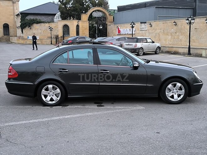 Mercedes E 270 2003, 295,000 km - 2.7 л - Bakı