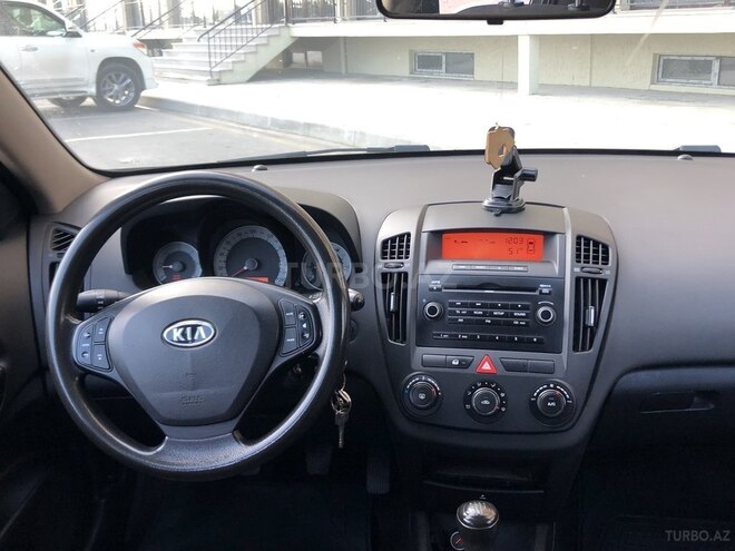 Kia Ceed 2007, 196,727 km - 1.6 л - Sumqayıt